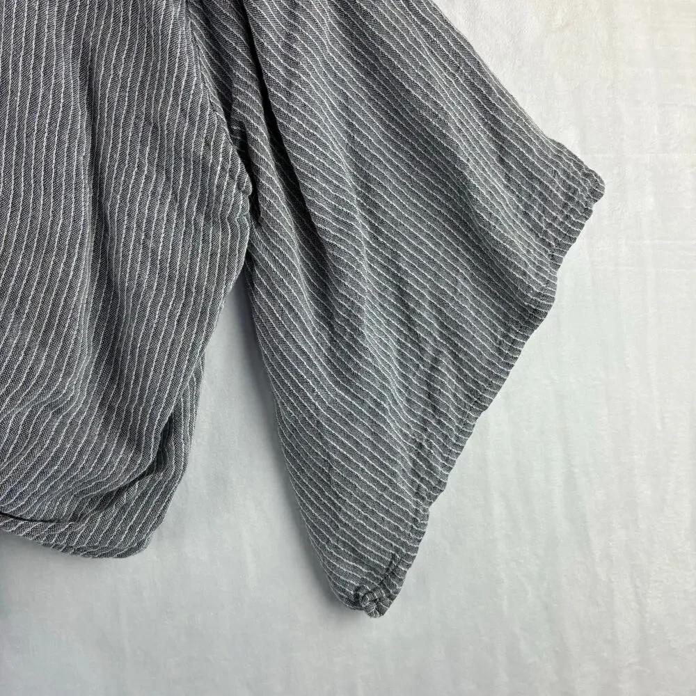 White Crow Buckle Louise Striped Woven Tie Wrap Top Womens Medium Gray 100Cotton